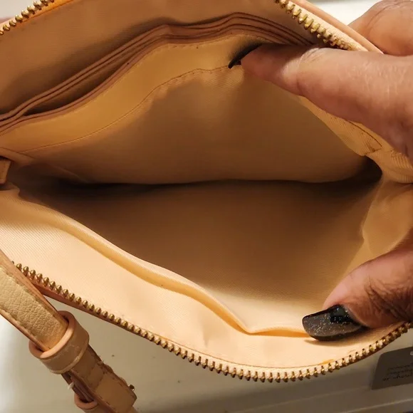 A New Day Pink Crossbody NWOT - Picture 6 of 9